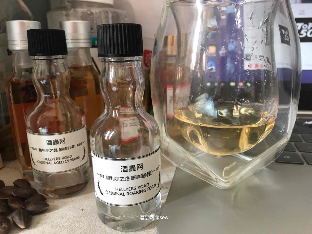 原味15：金黄色的也液体，尽显高贵，看着喜欢的那种<img src='https://sdata.whiskyworm.com/xcxpics/emoji_14.png' class='emoji' />，…