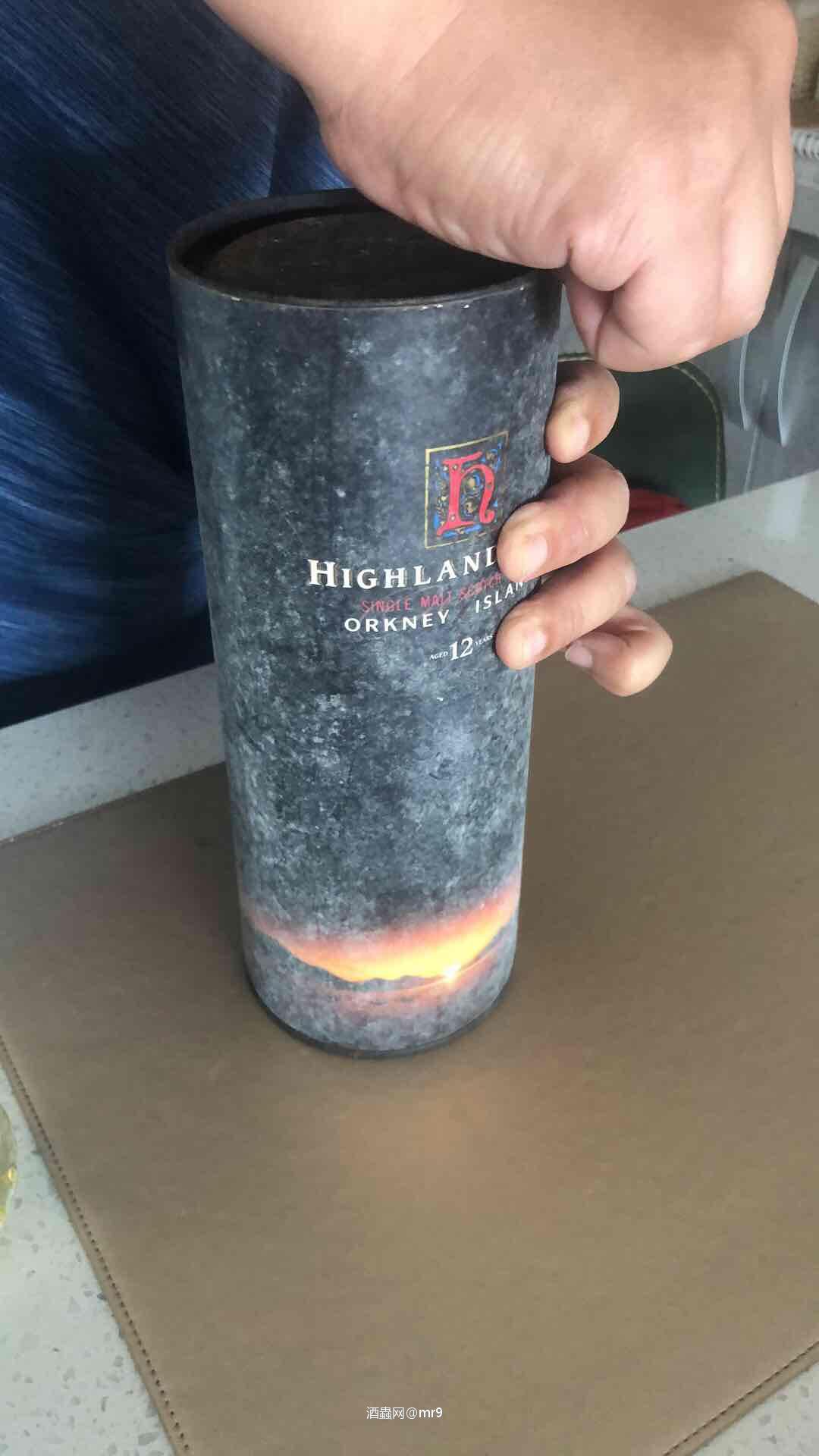家庭酒窖……已经是茅台的做法了<img src='https://sdata.whiskyworm.com/xcxpics/emoji_19.png' class='emoji' />
