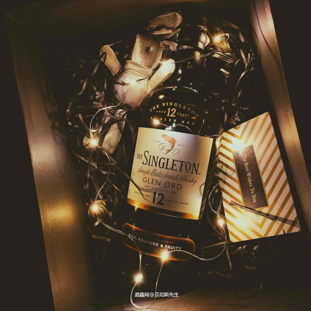 收到一份礼物 这个时间是时候服用whisky了