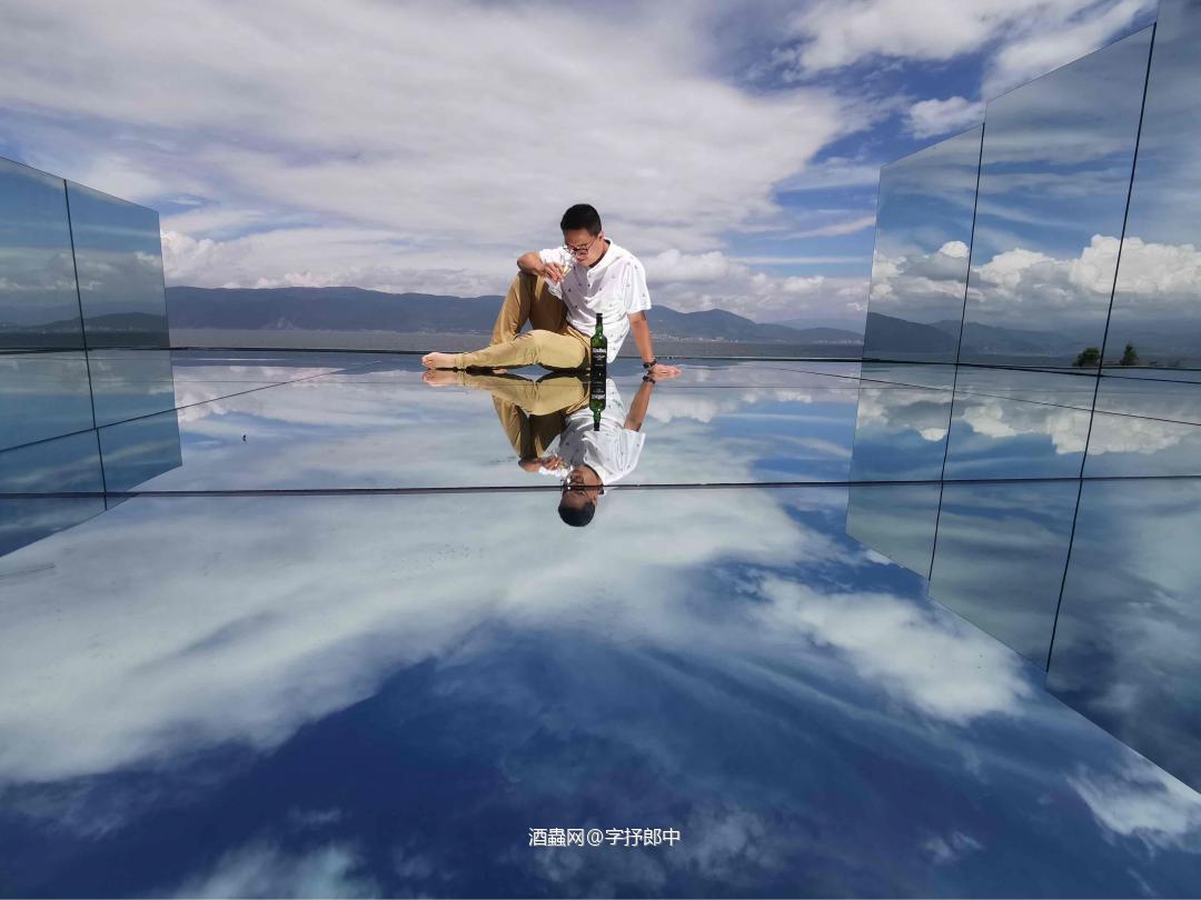 初品带着特有的消毒水味道，因此很多人接受不了这青涩不羁的感觉…