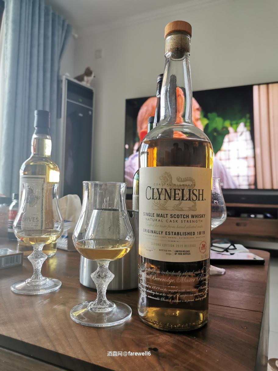 中秋回老家，陪家人喝白酒，出去聚会带蓝方适合拉人入坑，喝茶的时候带几支小酒版品一品，假期也就差不多了。最重要的是简单惬意一点。