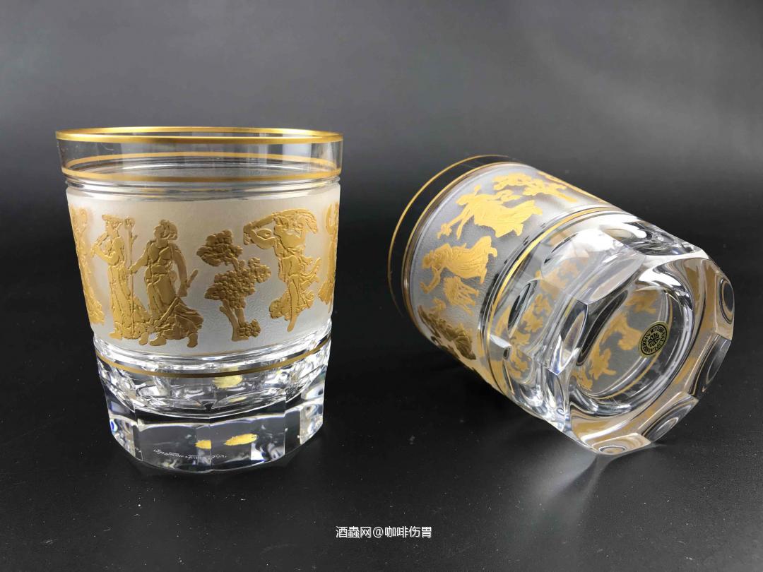 金杯金酒瓶金花瓶！