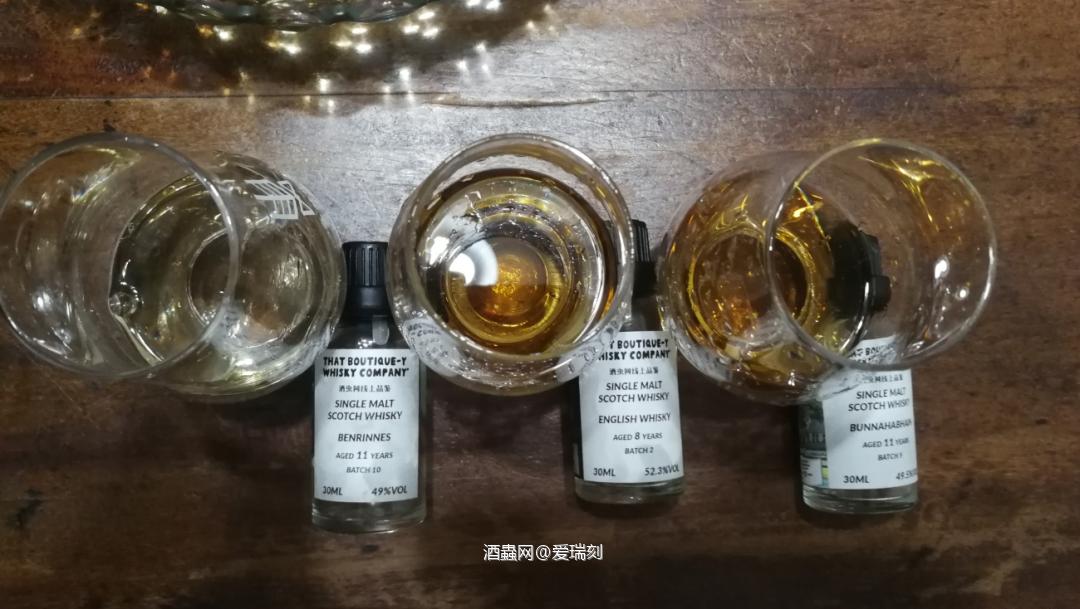 交作业 漫画标三款