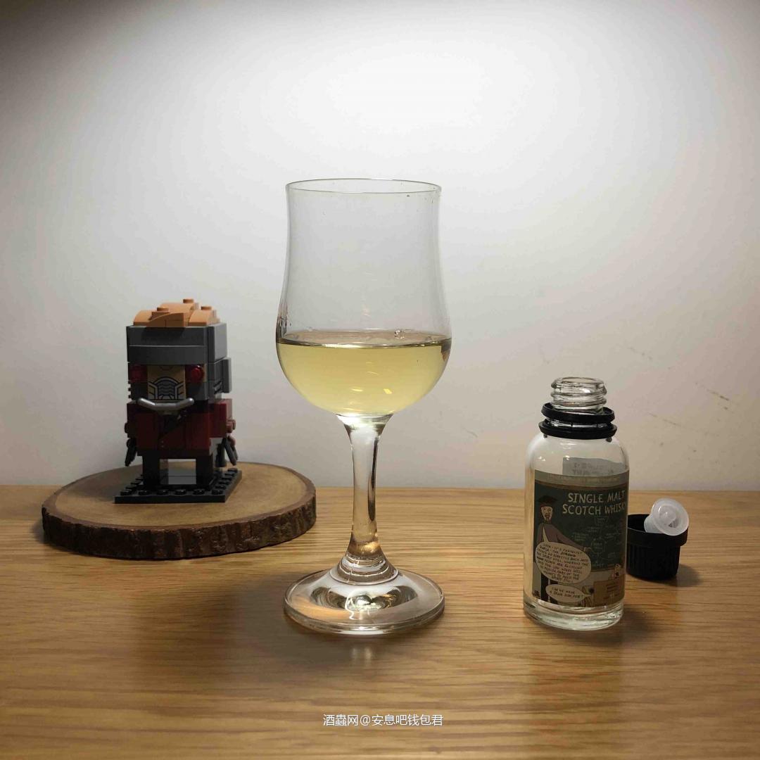 首先感谢酒虫举办这次品鉴活动，让我有幸品尝觊觎已久的漫画标威…