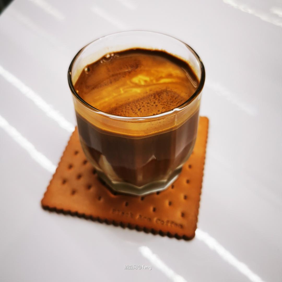 威士忌与咖啡馆