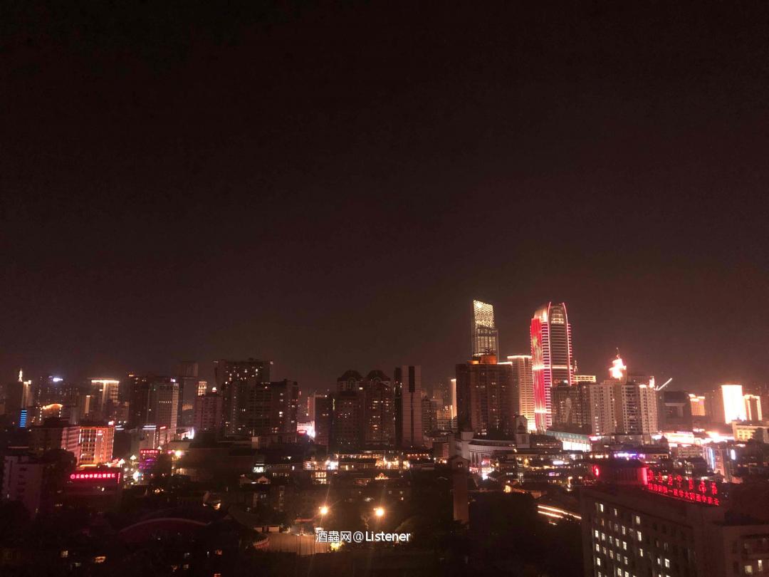 夜晚美丽，喜迎国庆.