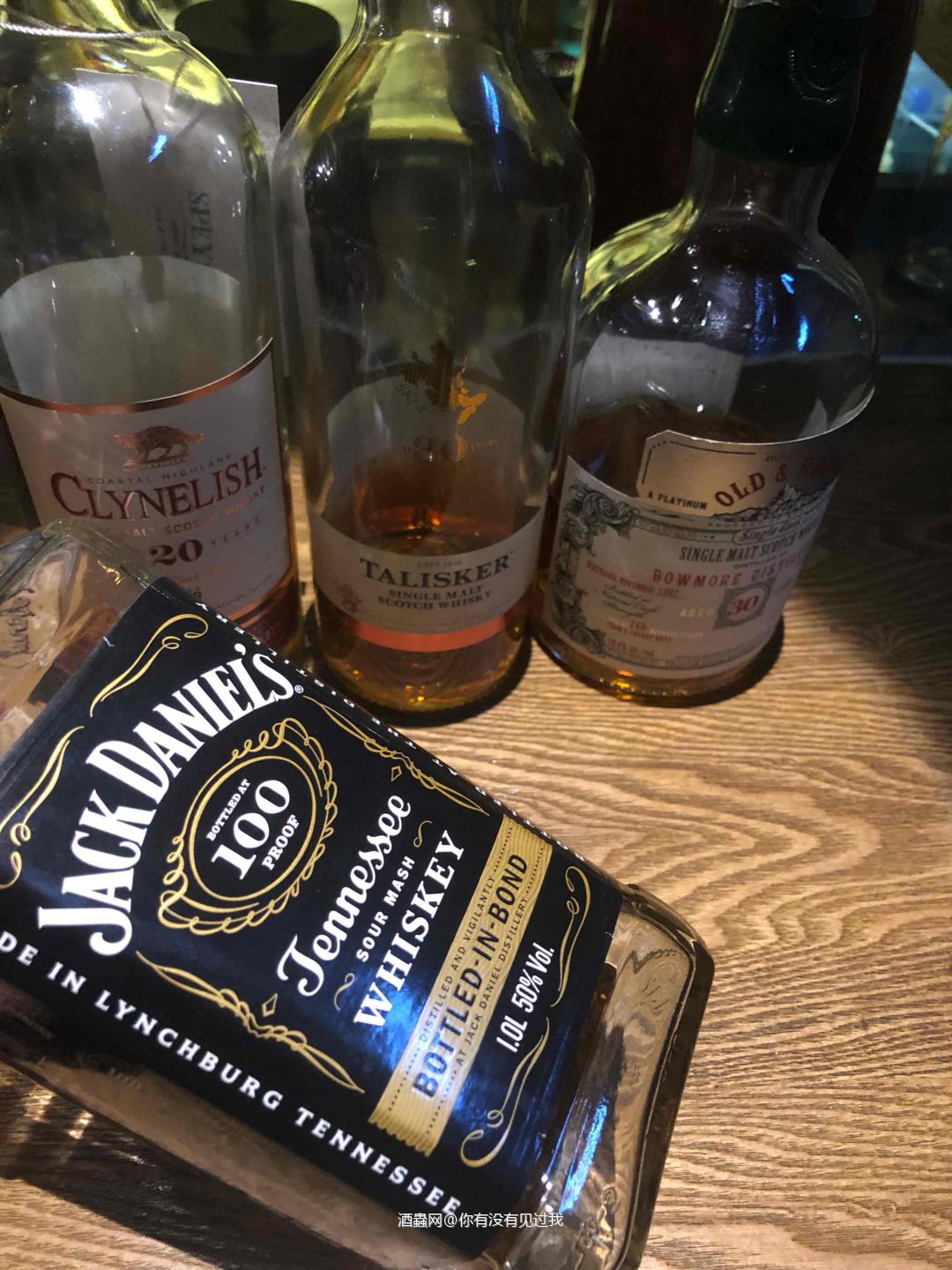 我那款秋日里的威士忌