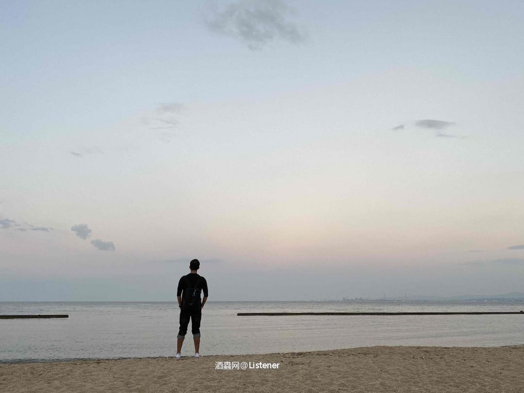 安静的时光很短，也很足够.