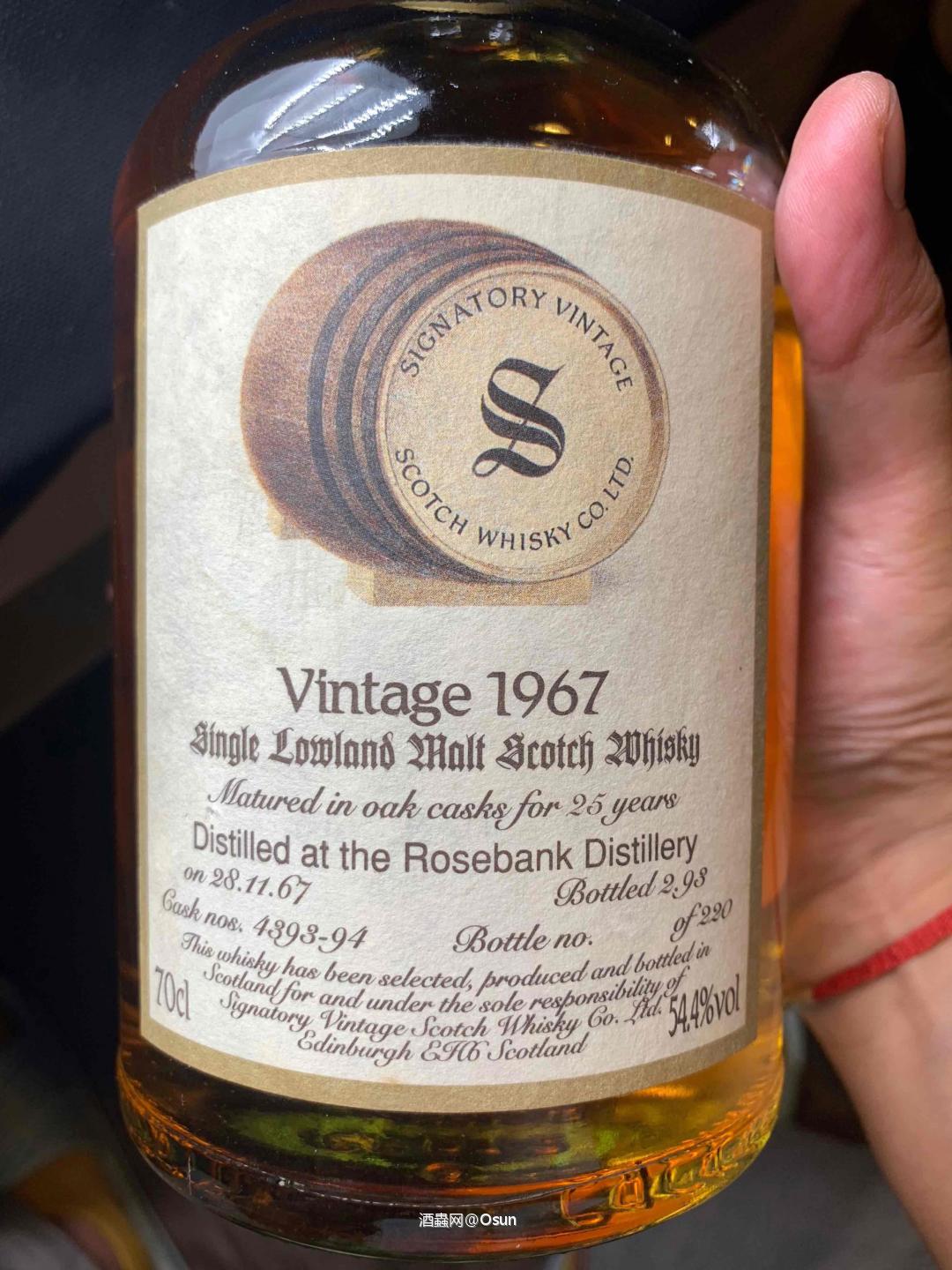六十年代的Rosebank不好找咯<img src='https://sdata.whiskyworm.com/xcxpics/emoji_14.png' class='emoji' />两个桶才220支