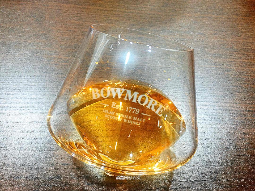 入了一个不倒翁，好玩<img src='https://sdata.whiskyworm.com/xcxpics/emoji_14.png' class='emoji' /><img src='https://sdata.whiskyworm.com/xcxpics/emoji_14.png' class='emoji' />