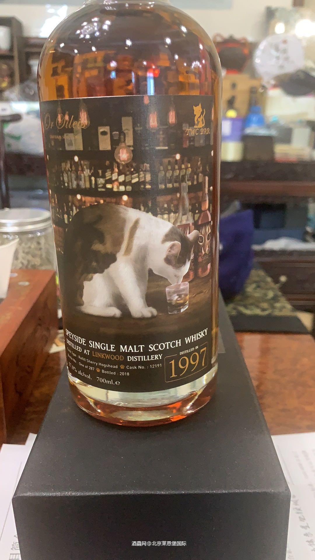 个人酒评，勿喷谢谢🙏<p class='p'/>第一鼻子嗅觉<p class='p'/>因为桶强的57度酒精感刺…