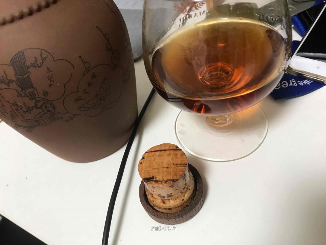 大家猜猜是什么酒？