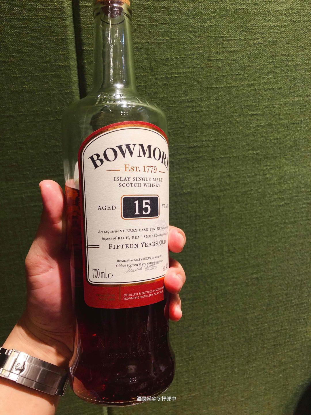 15年的时光！是一支酒的熟成时间，却更是一个男孩的成熟经历！…