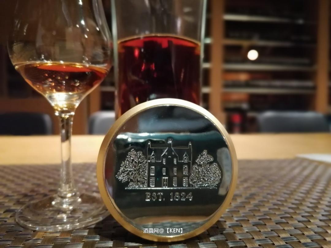 且敬往事一杯酒，