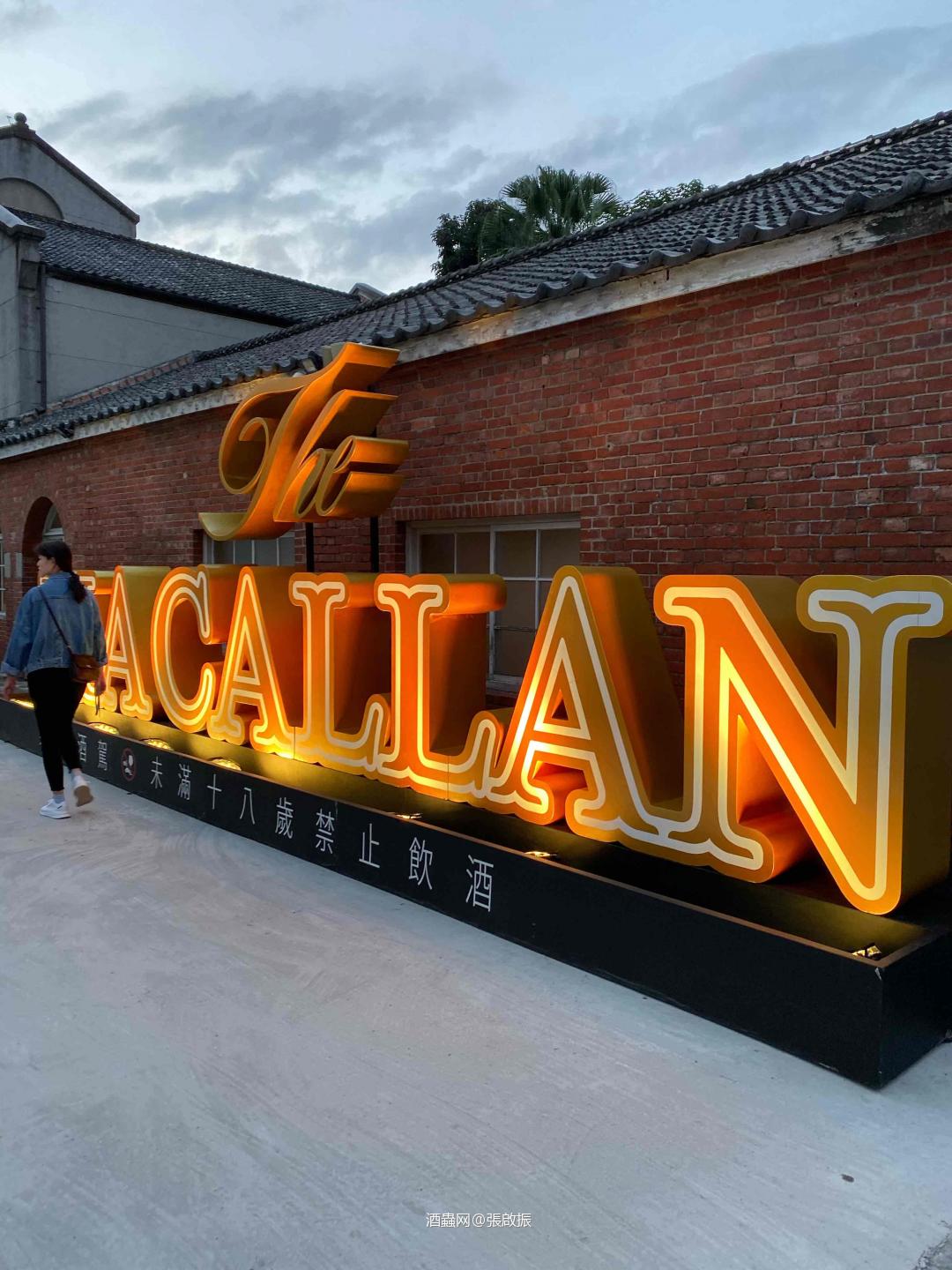 <p class='p'/><p class='p'/><p class='p'/><p class='p'/><p class='p'/><p class='p'/><p class='p'/><p class='p'/>