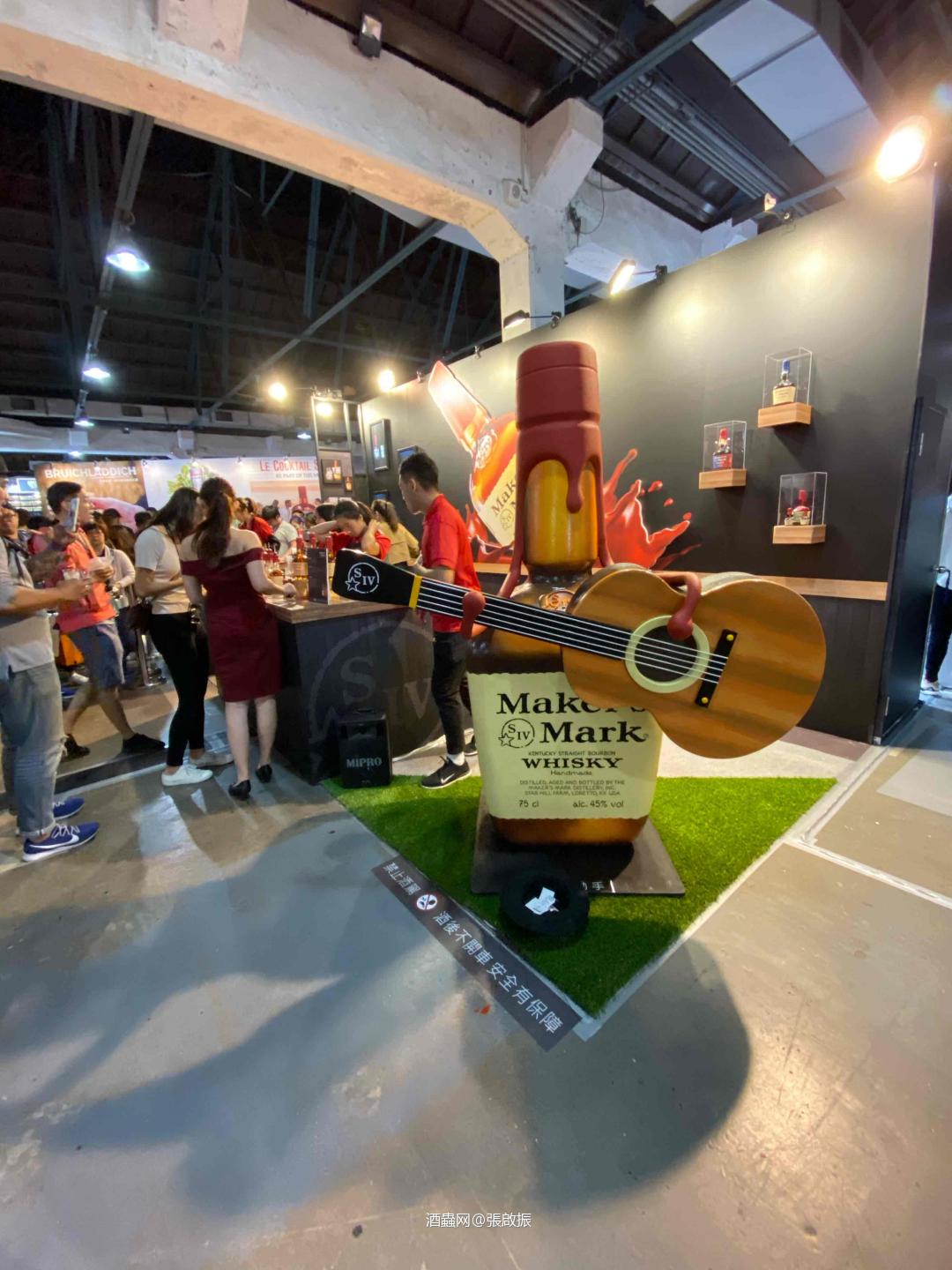 <p class='p'/><p class='p'/><p class='p'/><p class='p'/><p class='p'/><p class='p'/><p class='p'/><p class='p'/>