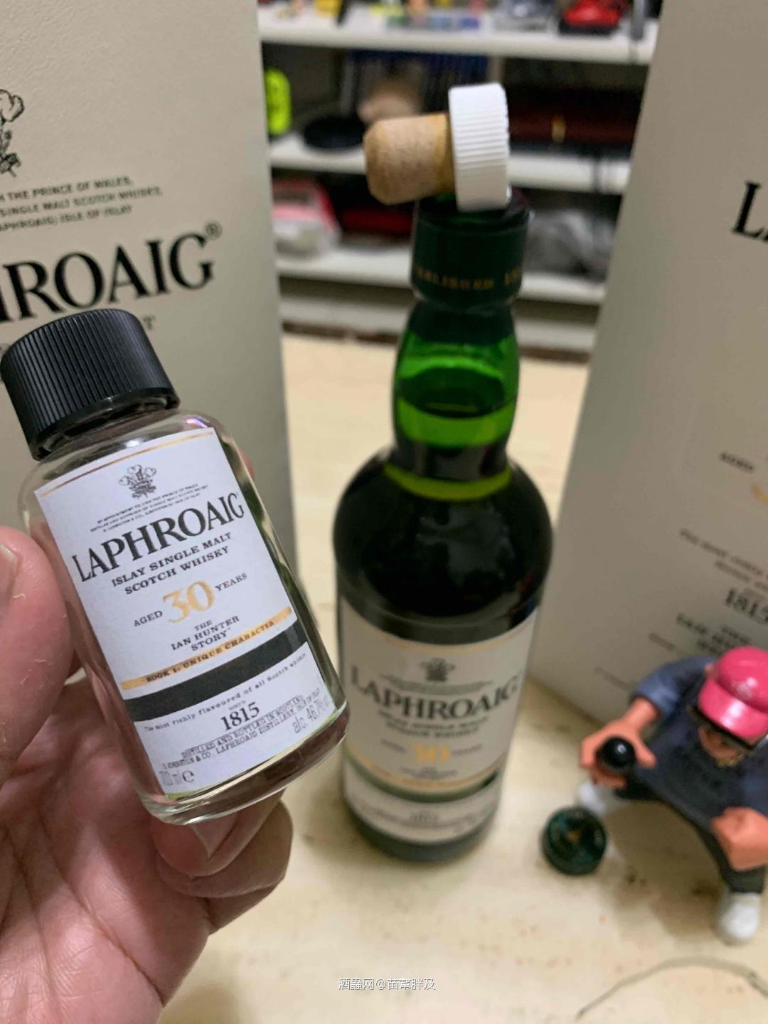 書到用時方恨少Laphroaig 30 書冊！BOOK:1