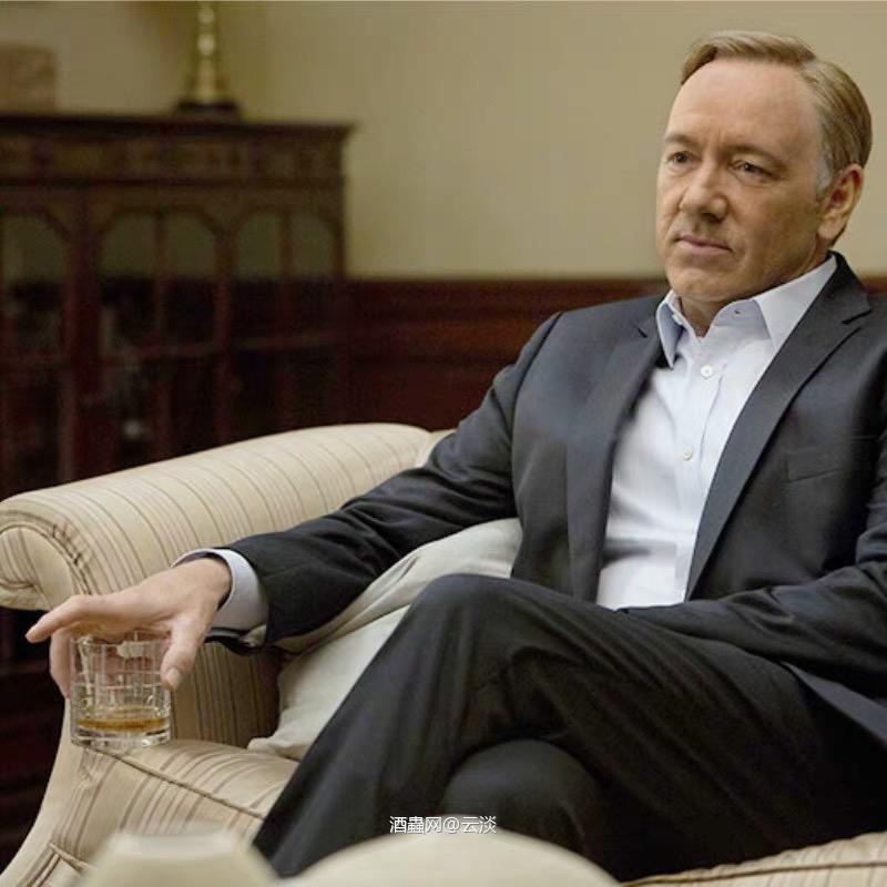 新入的黑松鸡/纸牌屋同款，蛮称手👍