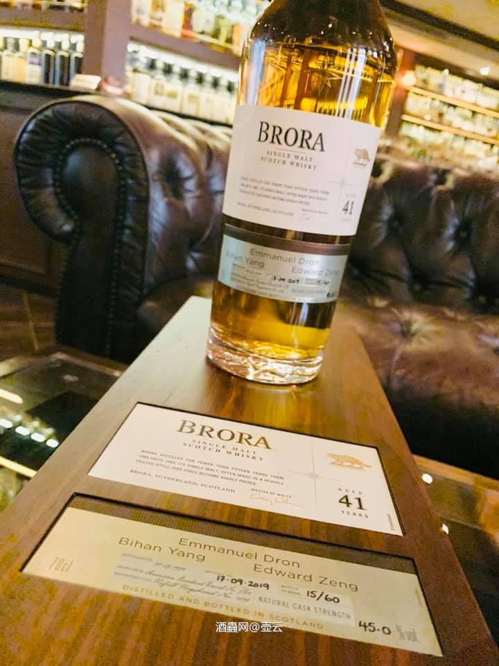 楊璧涵，来自北京的好朋友，90后，人很好，谦虚低调，帅气，高…