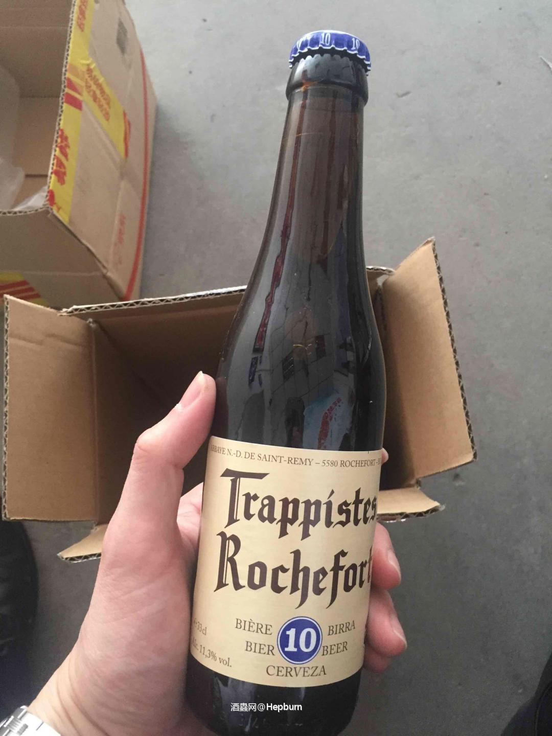 虽然脚开始痛了，但是还是想喝