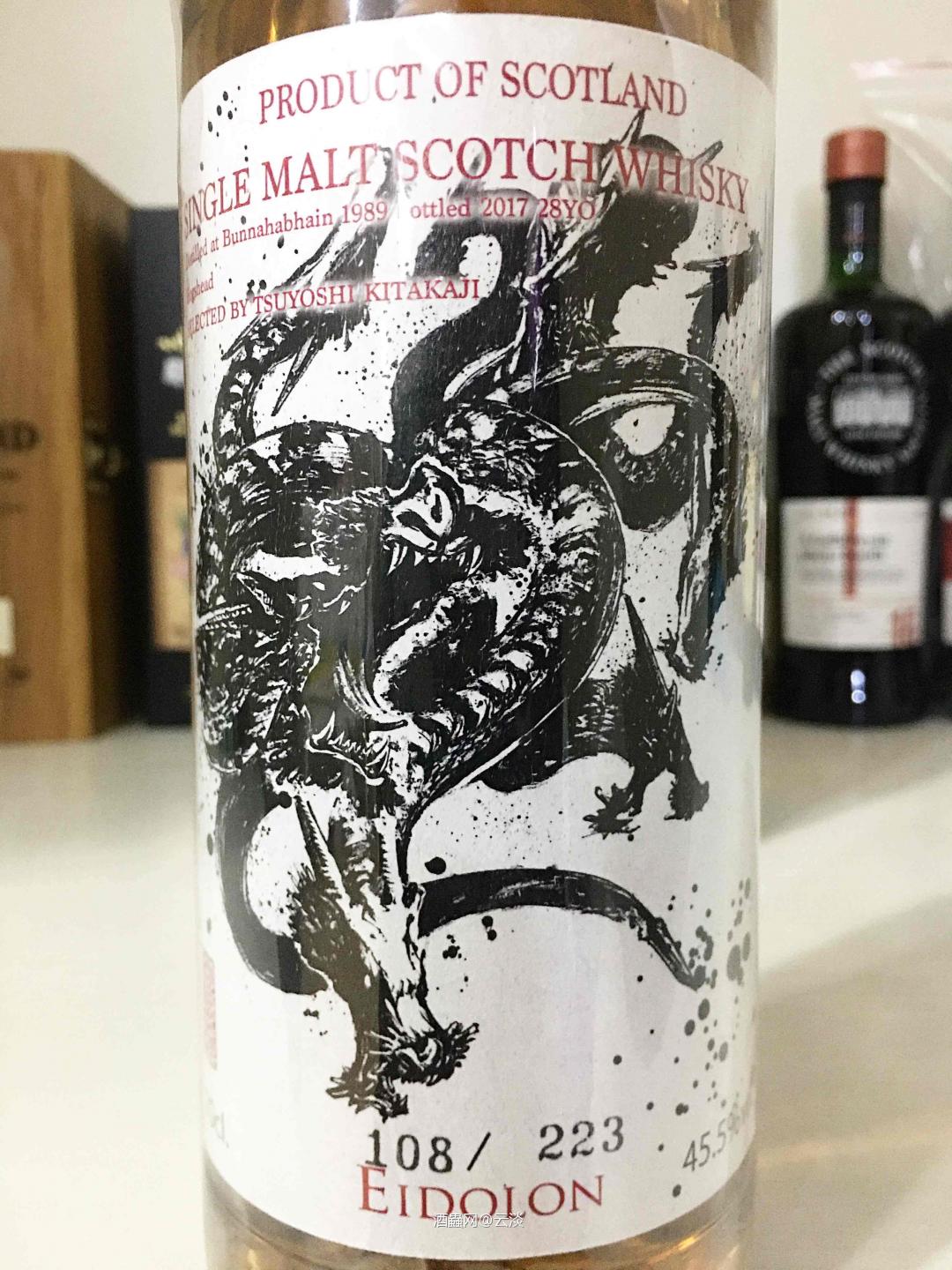 年前不再买了<img src='https://sdata.whiskyworm.com/xcxpics/emoji_21.png' class='emoji' /><img src='https://sdata.whiskyworm.com/xcxpics/emoji_21.png' class='emoji' />朋友的选酒每次都有惊喜<img src='https://sdata.whiskyworm.com/xcxpics/emoji_84.png' class='emoji' />