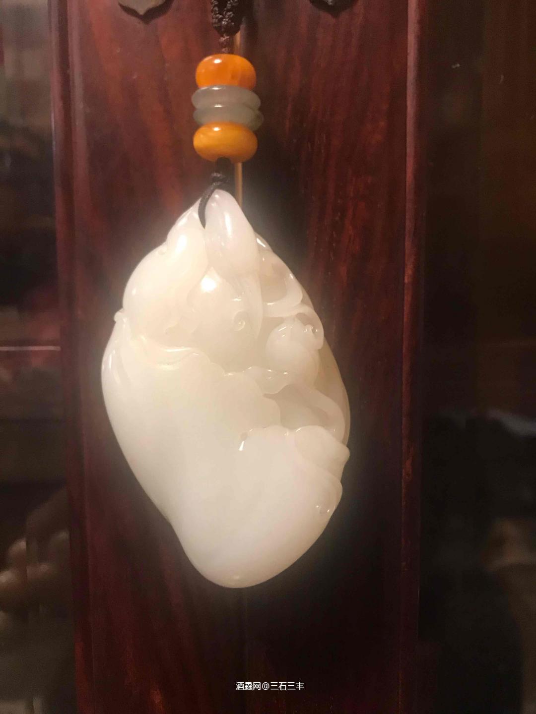 窝在家里盘酒喝茶