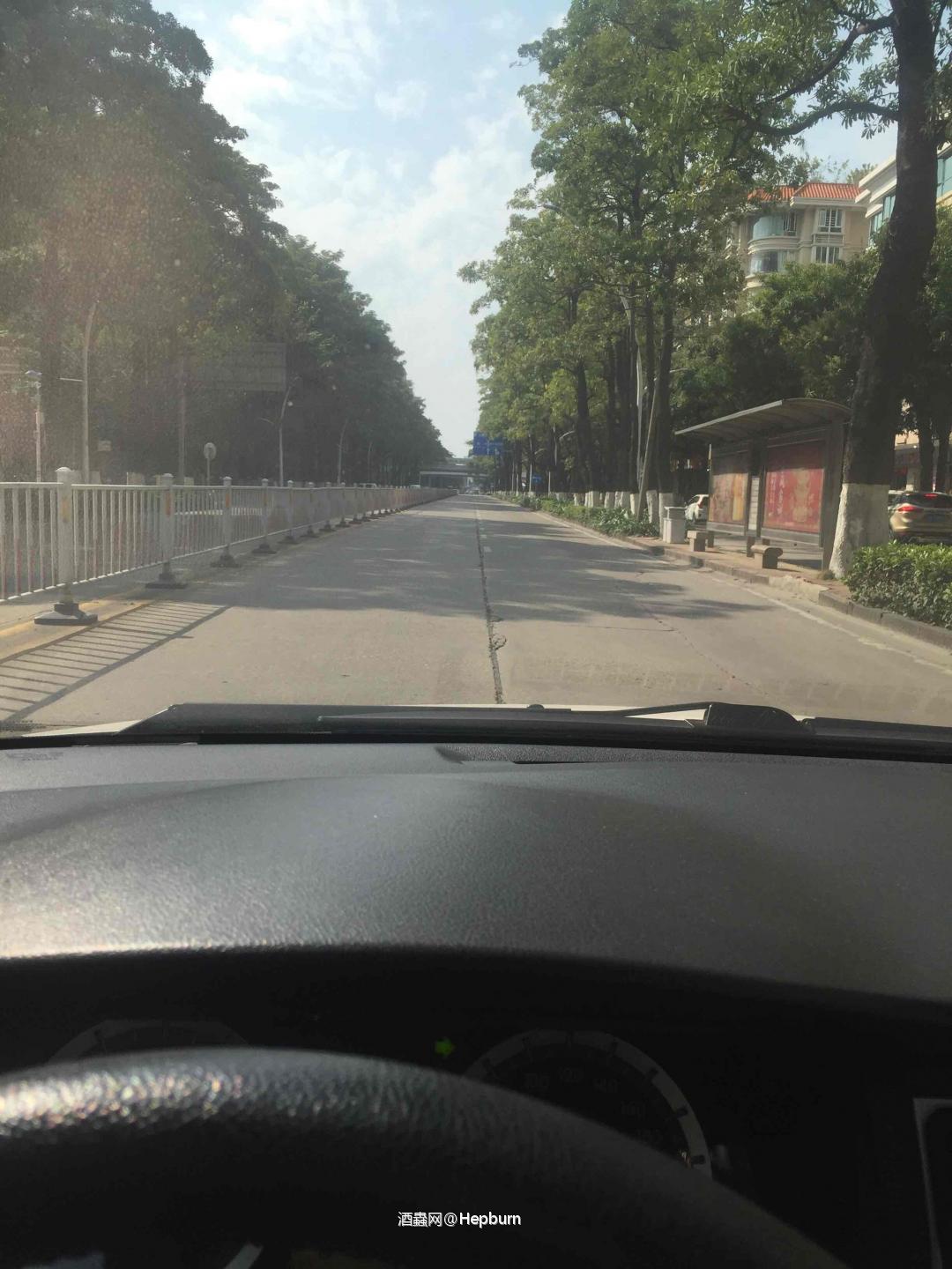 冷冷清清的大街