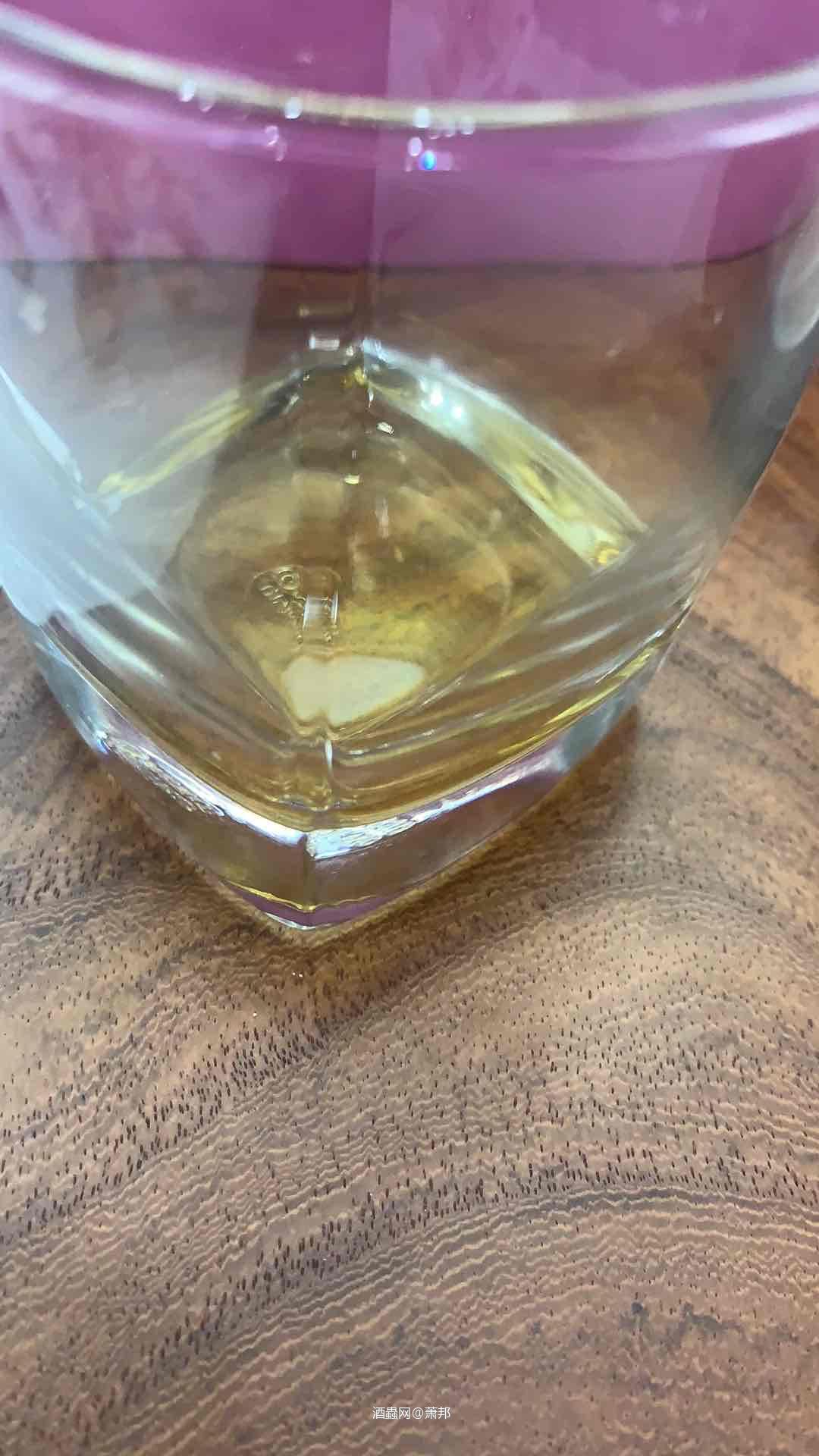 在家喝酒消毒，就是利国利民<img src='https://sdata.whiskyworm.com/xcxpics/emoji_30.png' class='emoji' />