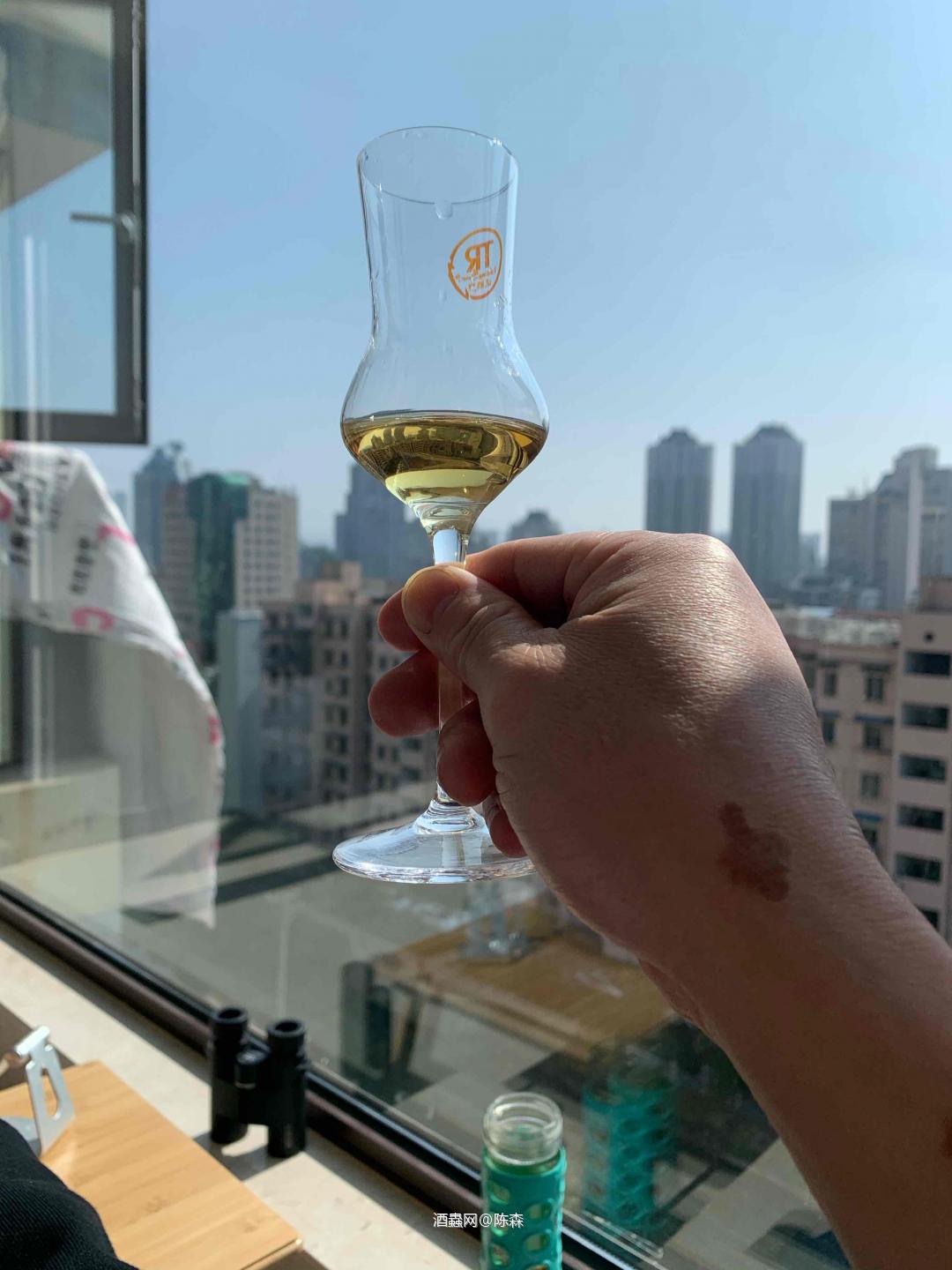 在家晒太阳消消毒