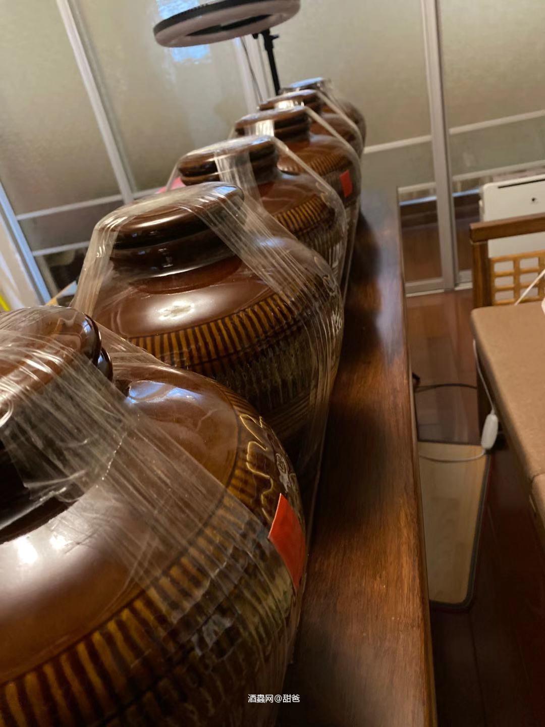 不能出门，盘盘茶和酒，人生樂。