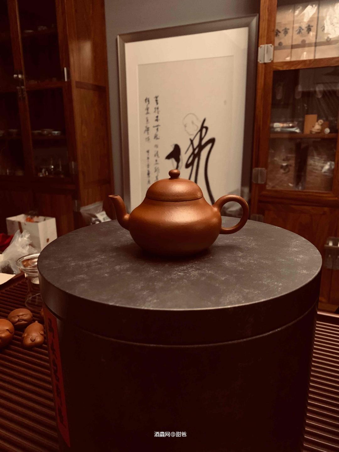 不能出门，盘盘茶和酒，人生樂。