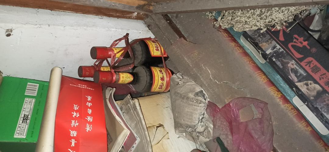 求助大佬，有认识这个酒的吗