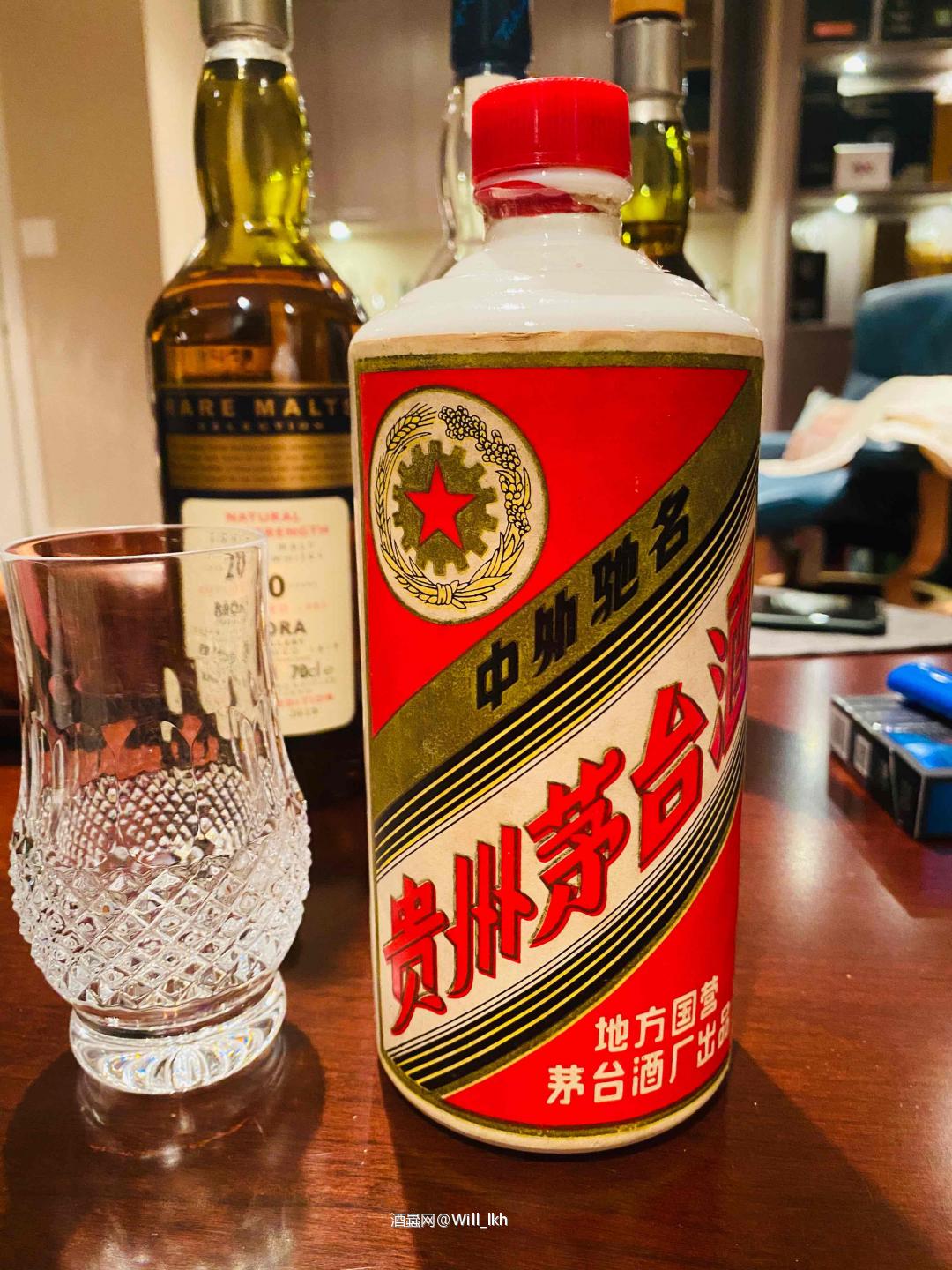 突然发现除了和朋友喝酒几乎没有任何其他的消遣.