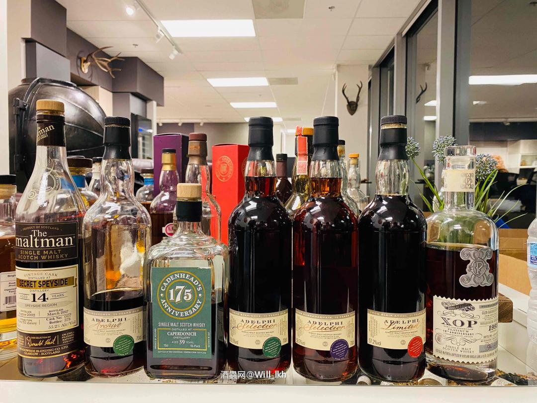 突然发现除了和朋友喝酒几乎没有任何其他的消遣.