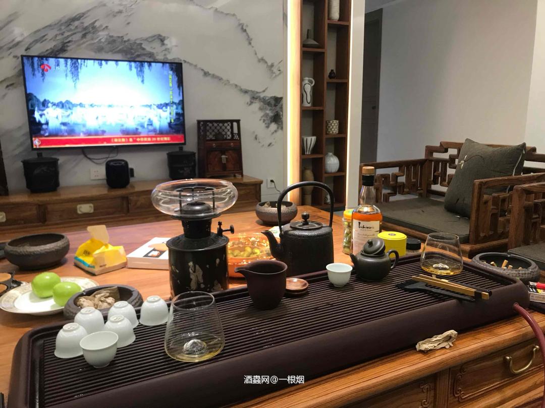 再这么自我消毒就废了<img src='https://sdata.whiskyworm.com/xcxpics/emoji_6.png' class='emoji' /><img src='https://sdata.whiskyworm.com/xcxpics/emoji_6.png' class='emoji' /><img src='https://sdata.whiskyworm.com/xcxpics/emoji_6.png' class='emoji' />、想上班