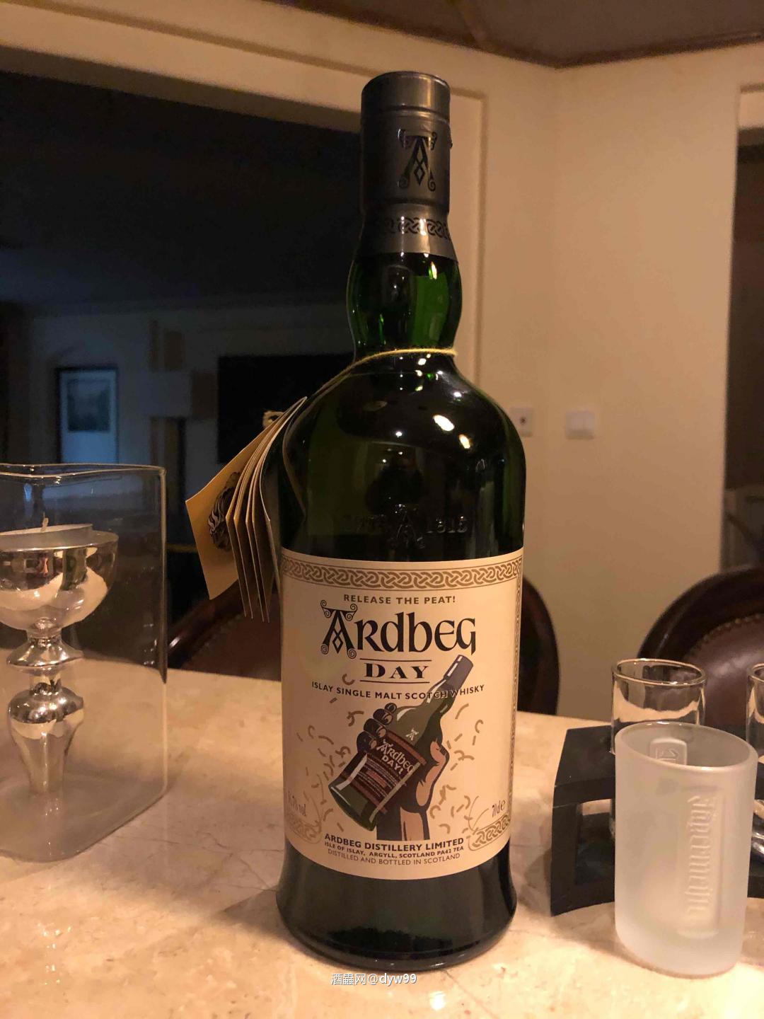 不容易，总算到了一个快递