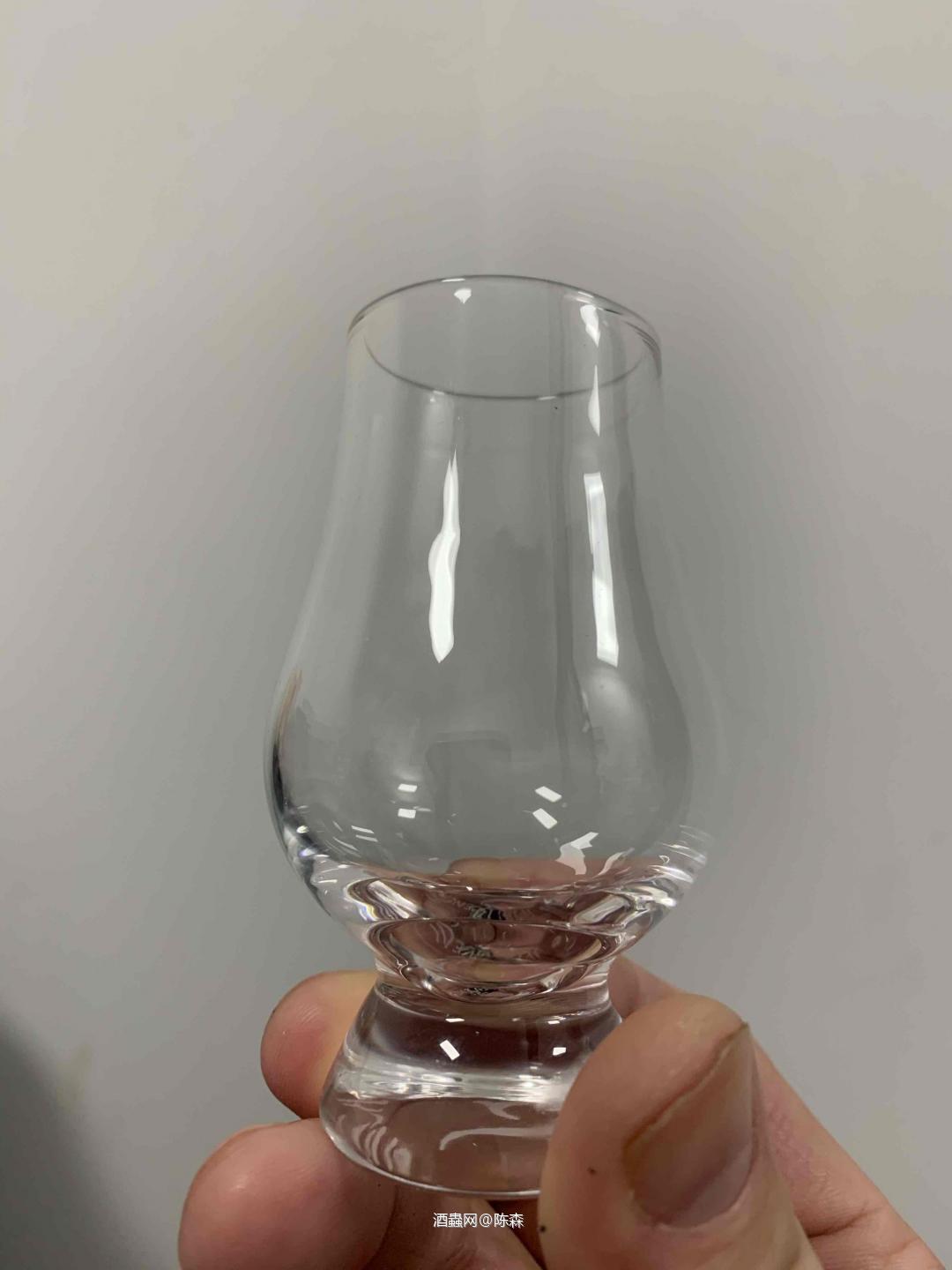 喜欢这个杯子。很好看