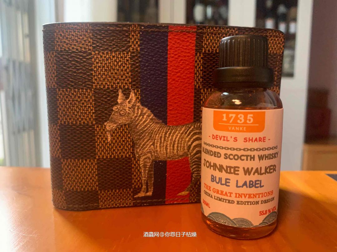 五哥的蓝方四大发明分享瓶<p class='p'/><p class='p'/><p class='p'/>盼星星盼月亮 反正给盼来了<p class='p'/><p class='p'/>…