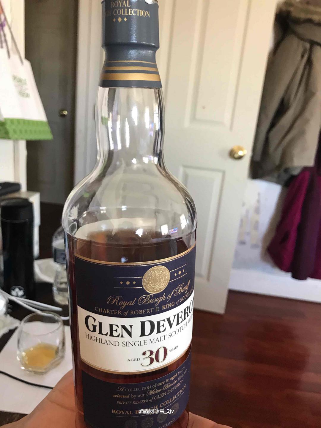 全美開始停止乱走动,乖乖窝在家里自我消毒。