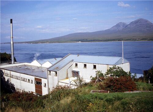 写了一点关于威士忌中水的认识