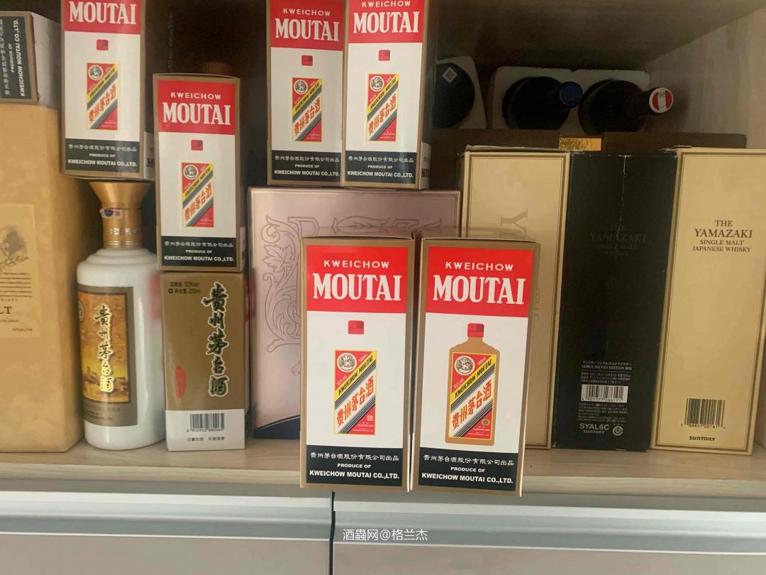 又搞了几瓶。没地方放了