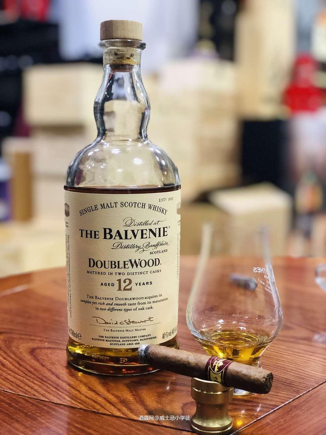 香气迷人，酒体轻盈