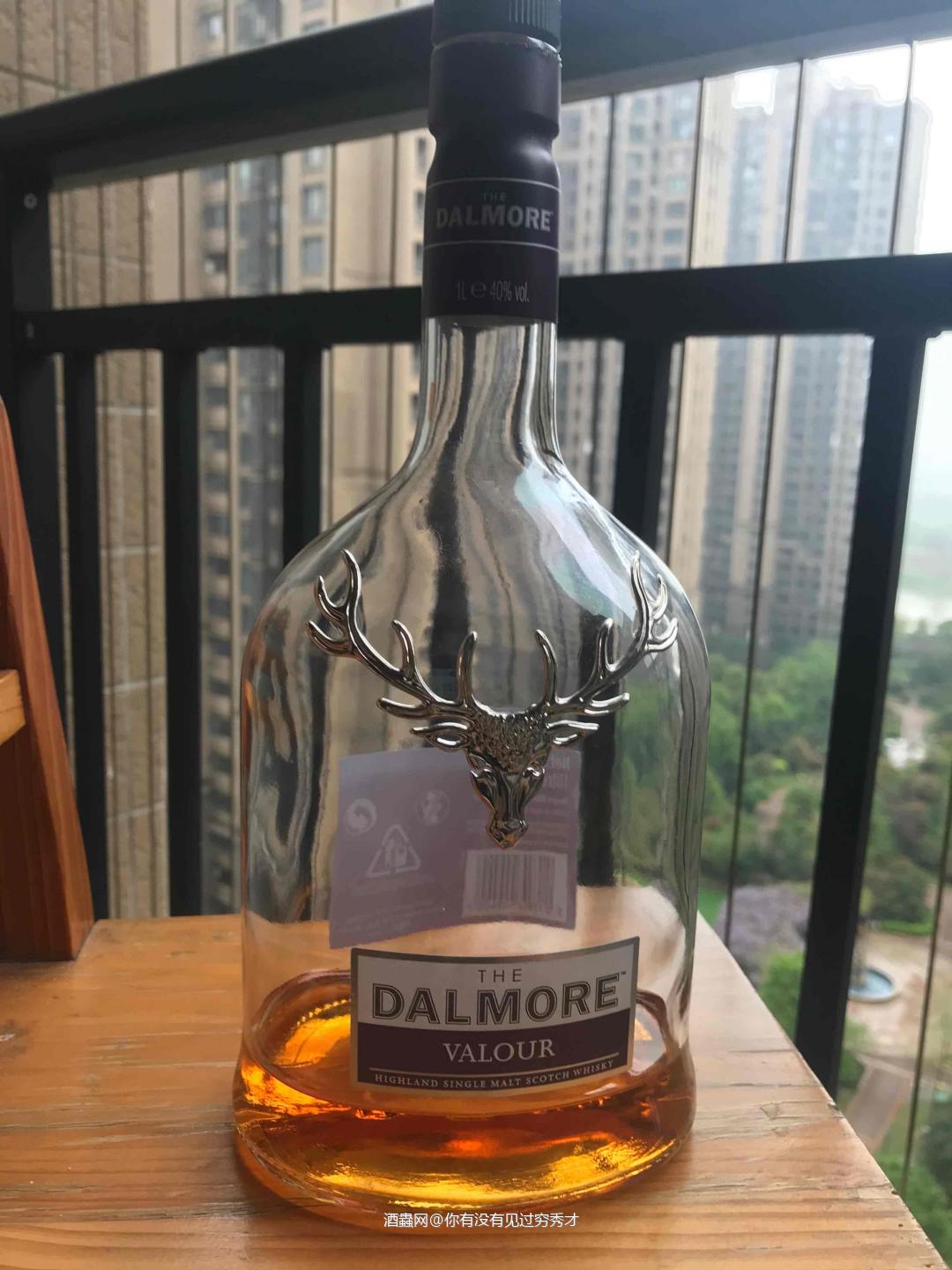 达摩英勇品鉴记录40%<p class='p'/>达摩英勇威士忌是三种来自不同酒桶、特…