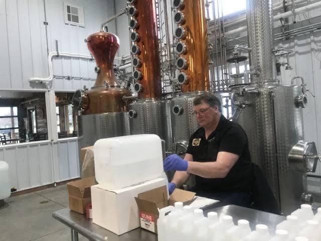 酒厂都转产洗手液了吗？