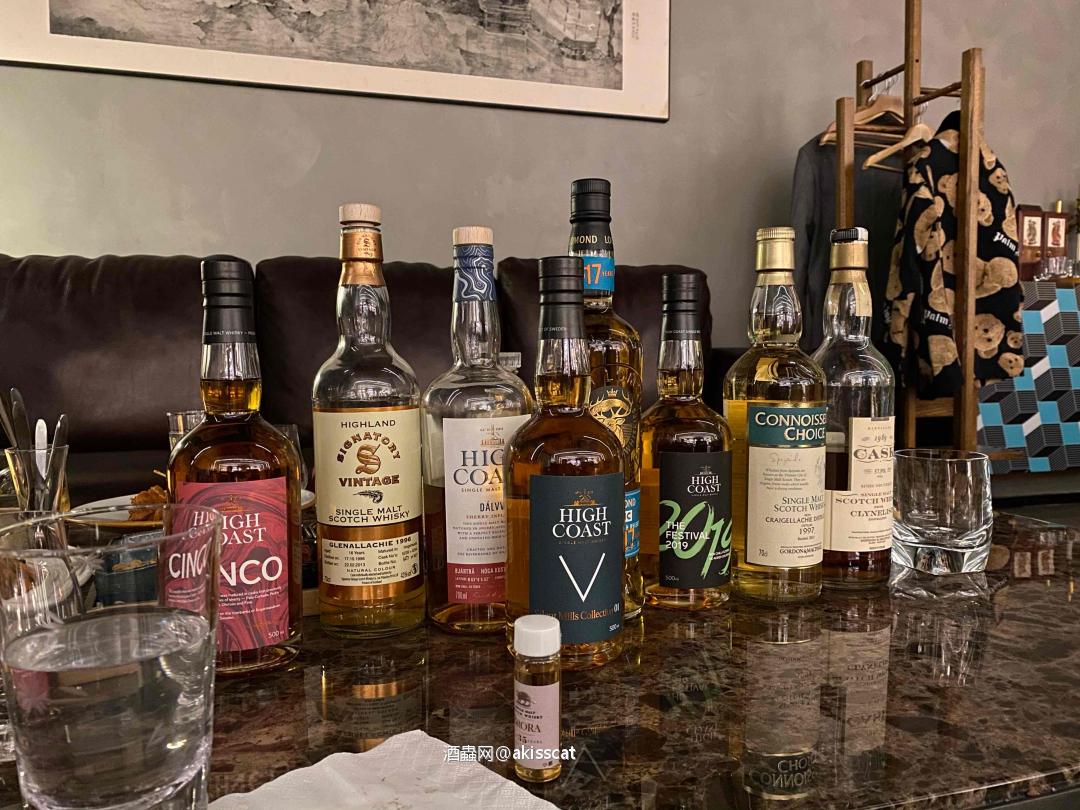 年后第一次聚会,补4.3号照片<p class='p'/>第一次喝到海歌的CINCO,…