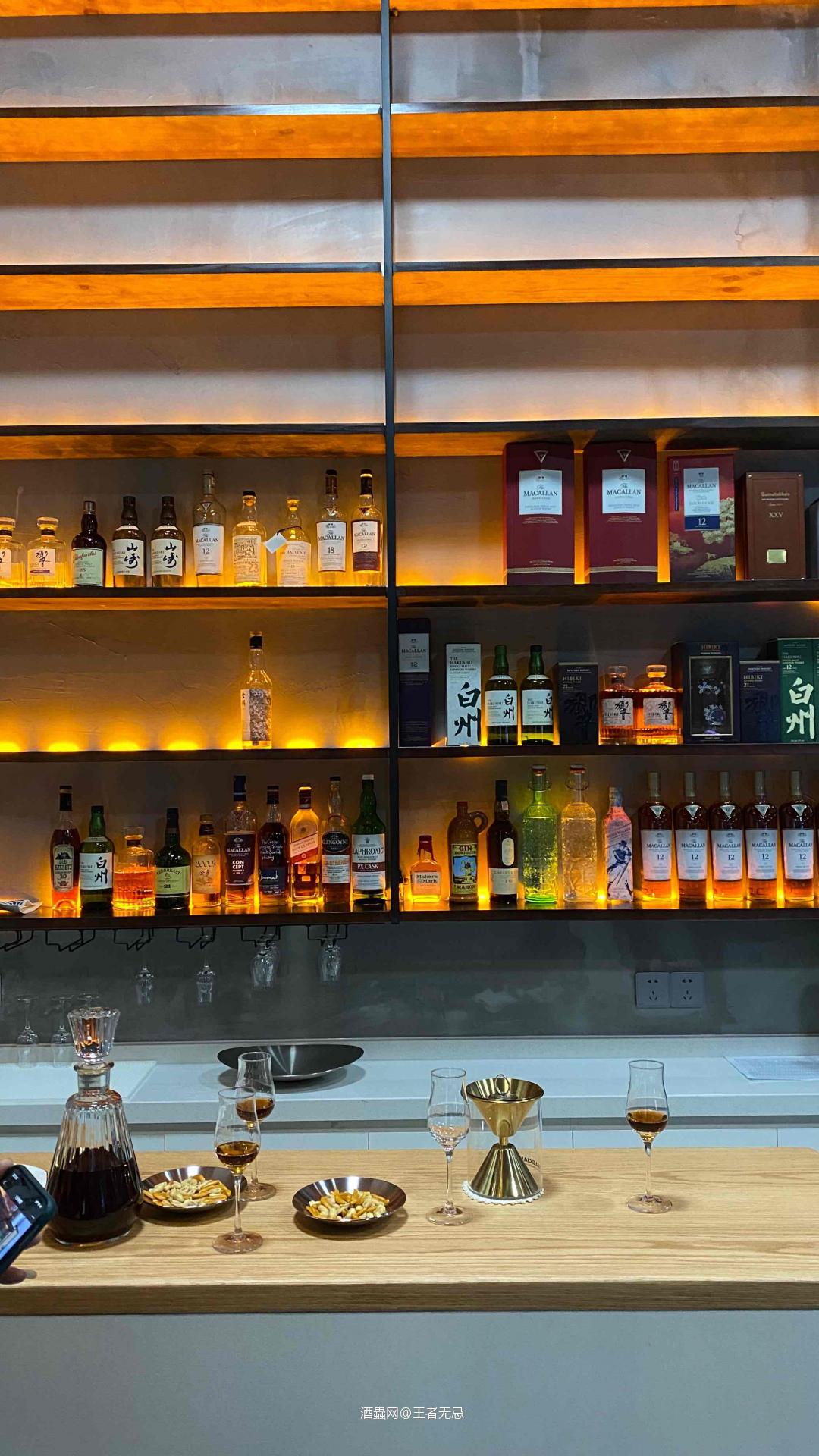 办公室的私人休闲吧，免费任饮