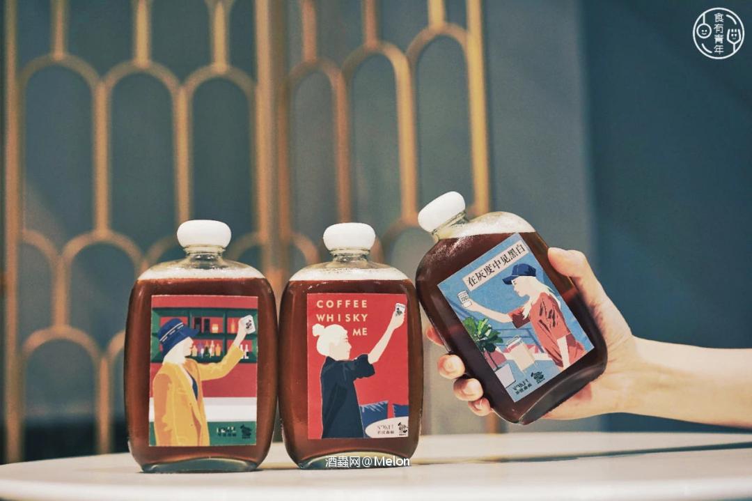 🌙月亮是我抛的硬币，两面都是想见你。