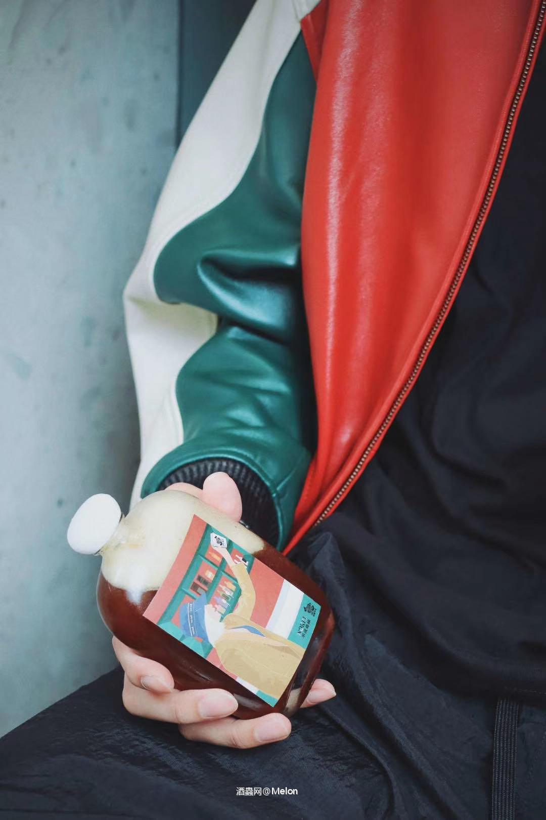 🌙月亮是我抛的硬币，两面都是想见你。