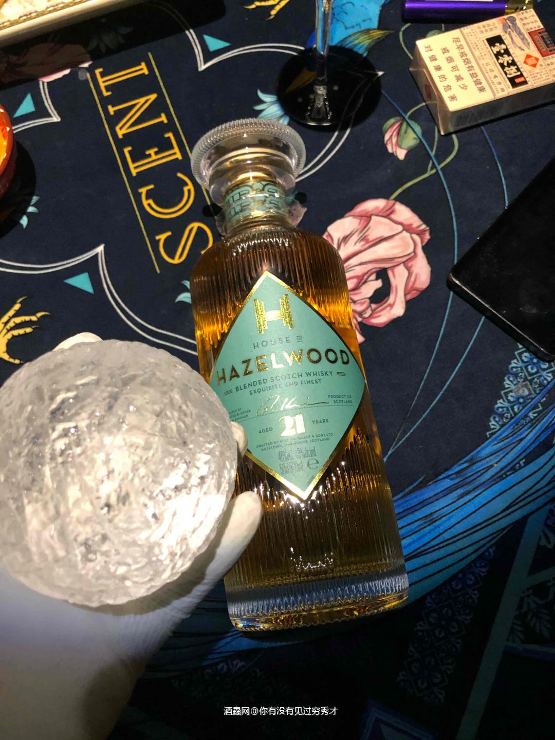 Hazelwood 格兰父子旗下的调和品牌，用了格文单一谷…