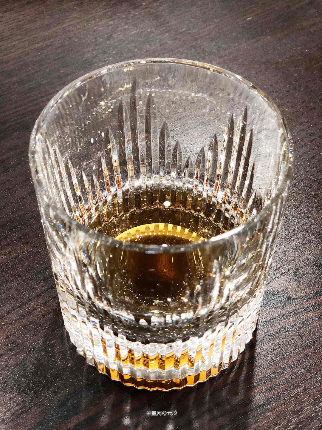 杯子有毒<img src='https://sdata.whiskyworm.com/xcxpics/emoji_28.png' class='emoji' />